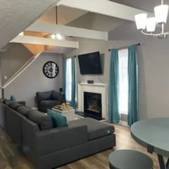 Stone Mountain Home, SmartTV All Rooms, Pool Table