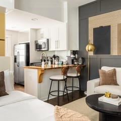 Chic Studio, Workspace, Wifi, Close to Pullman Yds