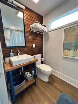 Chic Nooks at DeKalb Ave Unit C