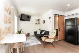 Cozy 1 Bedroom with Loft, Minutes from Grant Park