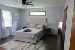 Spacious Home, Deck & Garage, close to ATL airport