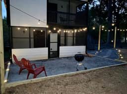 Stay near Downtown Atlanta with Wifi, Yard and BBQ
