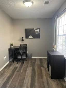 Stone Mountain Home, SmartTV All Rooms, Pool Table