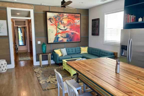 Chic Nooks at DeKalb Ave Unit B - Image 1