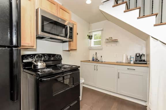 Cozy 1 Bedroom with Loft, Minutes from Grant Park