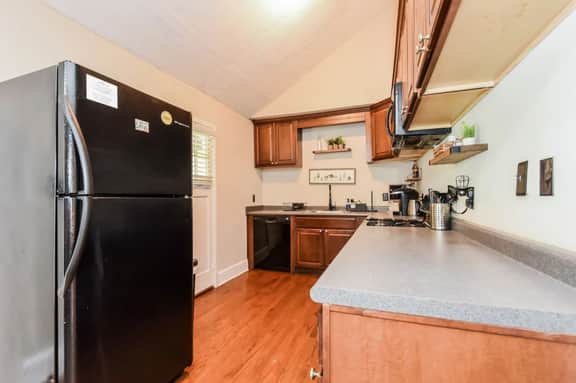 Cozy Home: Spacious, Wifi, Minutes from Grant Park