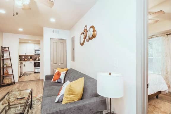 Stay near Downtown Atlanta with Wifi, Yard and BBQ