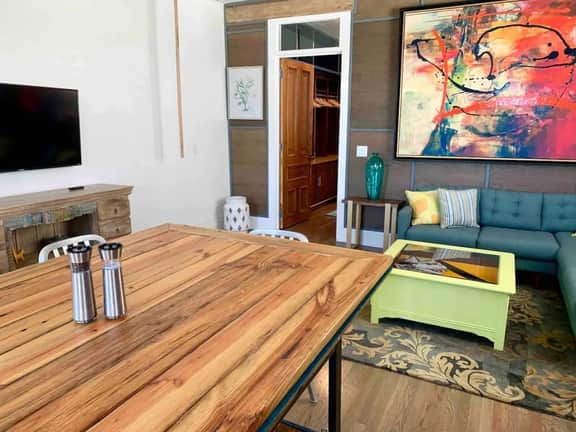 Chic Nooks at DeKalb Ave Unit B