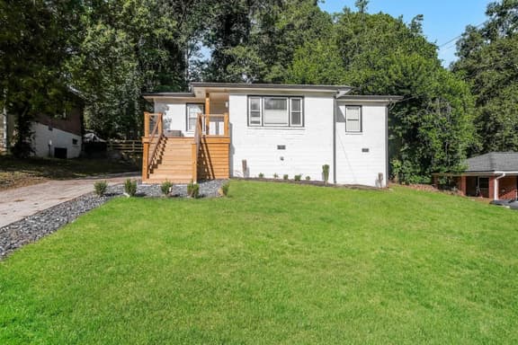 Newly Renovated East Lake Home, Wifi, Workspace